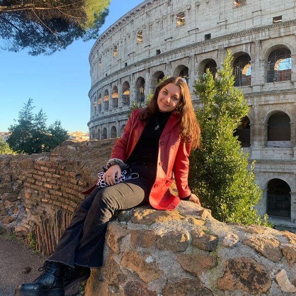 Meet your seller! - Picture 3 of 5